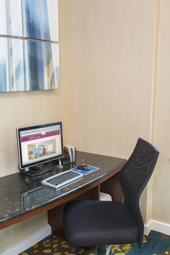 Residence Inn By Marriott Moncton Exterior foto